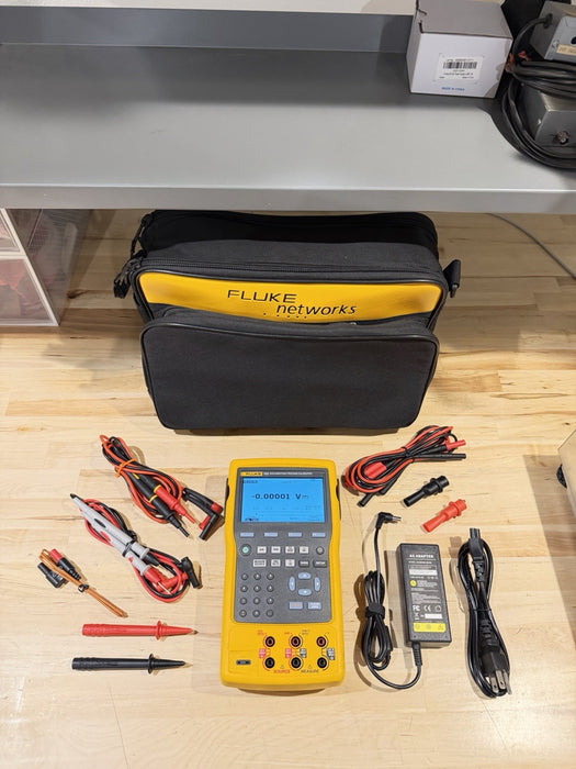 FLUKE 753 DOCUMENTING PROCESS CALIBRATOR WITH ACCESSORIES TESTED
