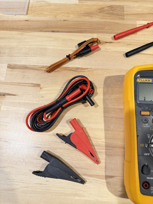 FLUKE 87V-MAX/E2 INDUSTRIAL COMBO KIT (TESTED) SHIPS FAST