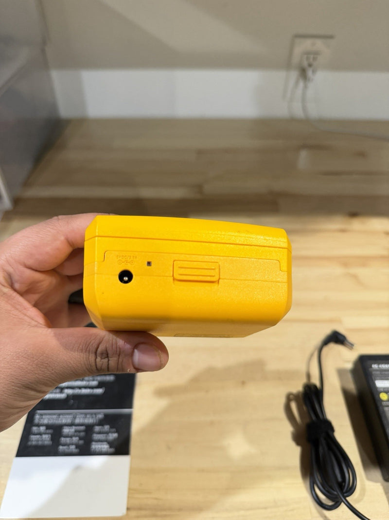 FLUKE BIOMEDICAL SPOT LIGHT SPO2 FUNCTIONAL TESTER WITH CHARGER