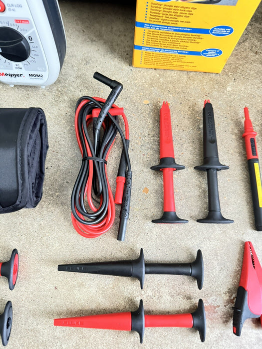 MEGGER MOM2 MICROHMMETER WITH NEW SET OF LEADS & BAG