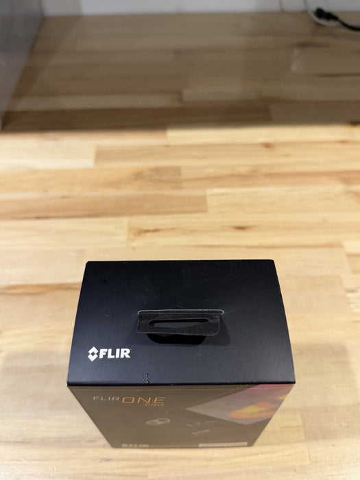 FLIR ONE PRO IOS LIGHTNING THERMAL IMAGING CAMERA (NEW FACTORY SEALED) MFD-2025