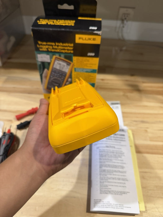 FLUKE 289 TRUE-RMS MULTIMETER
