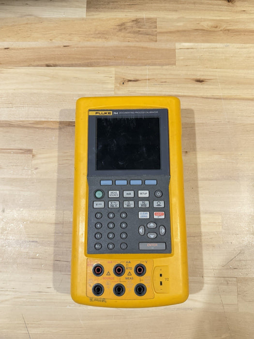 FLUKE 744 DOCUMENTING PRCESS CALIBRATOR (PARTS ONLY) FOR PARTS - DOESN’T WORK