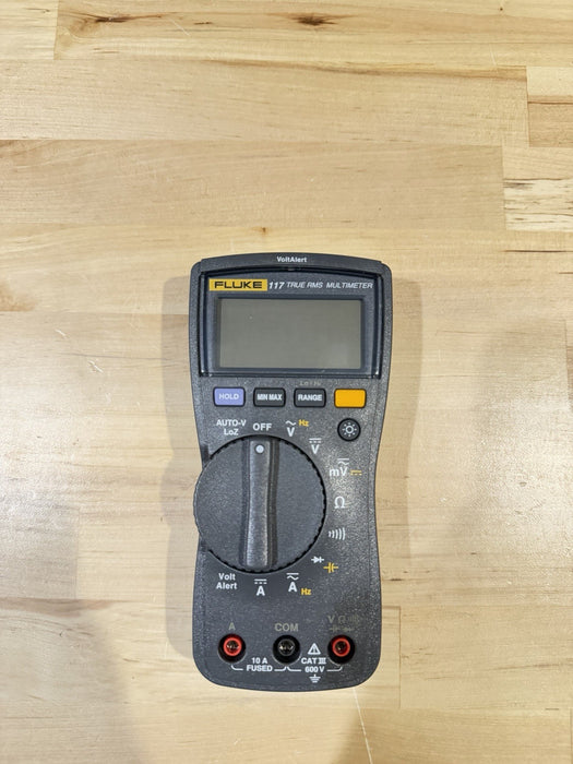 FLUKE 117 TRUE RMS MULTIMETER (PARTS ONLY) FOR PARTS - SHIPS FAST