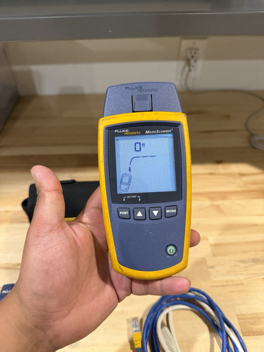 FLUKE NETWORKS MICROSCANNER 2 W/ BAG & MANUAL / SHIPS FAST