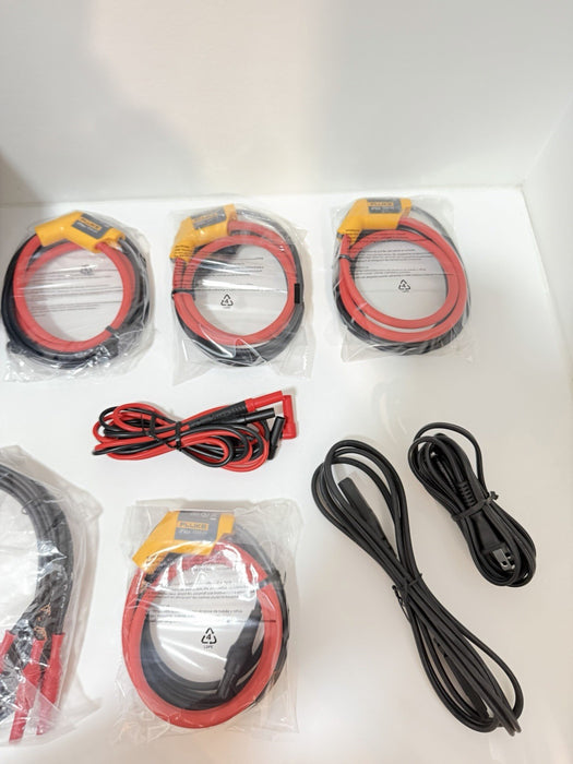 FLUKE 3540 FC 3-PHASE POWER MONITOR WITH ACCESSORIES TESTED NEW