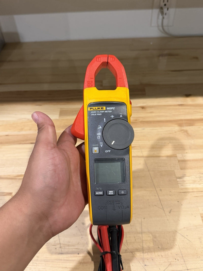 FLUKE 902 FC HVAC CLAMP METER TRUE RMS W / LEADS & CLIPS - SHIPS FAST