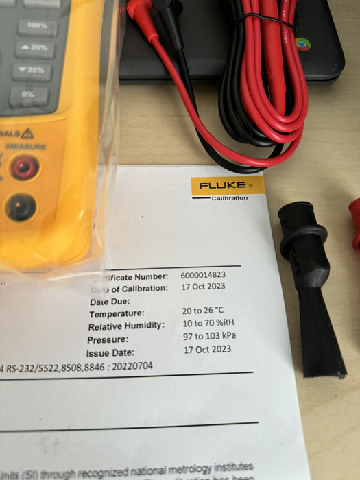 FLUKE 725 MULTIFUNCTION PROCESS CALIBRATOR WITH LEADS CAL 2023 NEW SEALED