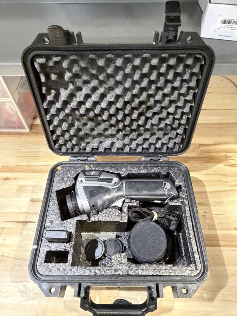 FLIR E SERIES THERMACAM E4 WITH EXTRA LENS & BATTERY TESTED