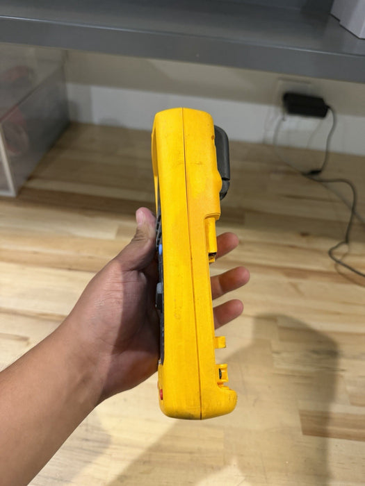FLUKE 189 TRUE RMS MULTIMETER FOR PARTS