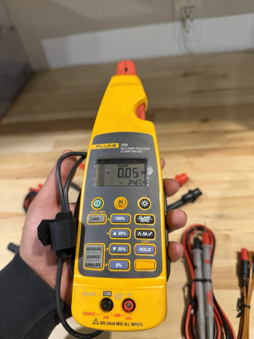 FLUKE 772 MILLIAMP PROCESS CLAMP W/ LEADS & CLIPS (TESTED) SHIPS FAST