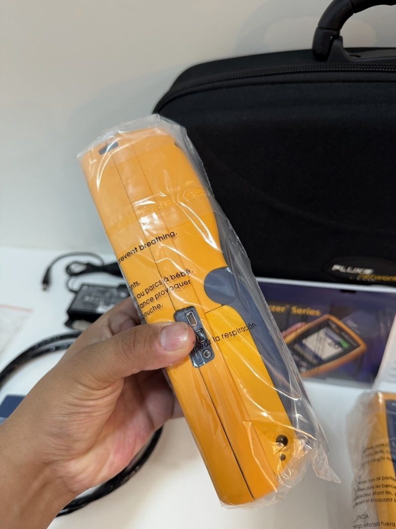 FLUKE NETWORKS DTX-1800 CABLE ANALYZER KIT RARE
