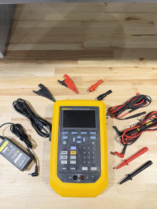 FLUKE 729 FC AUTOMATIC PRESSURE CALIBRATOR W/ ACCESSORIES (FREE SHIPPING)