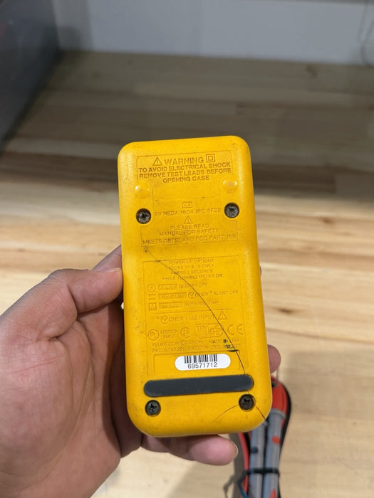 FLUKE 7-300 ELECTRICAL TESTER W/ LEADS & CLIPS- FREE SHIPPING