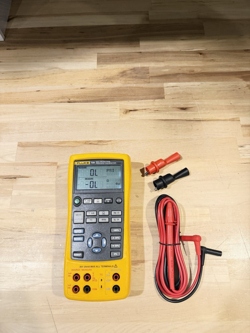 FLUKE 725 MULTIFUNCTION PROCESS CALIBRATOR WITH LEADS & CLIPS TESTED