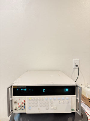 FLUKE 5790A MEASUREMENT STANDARD WITH WIDEBAND OPTION TESTED