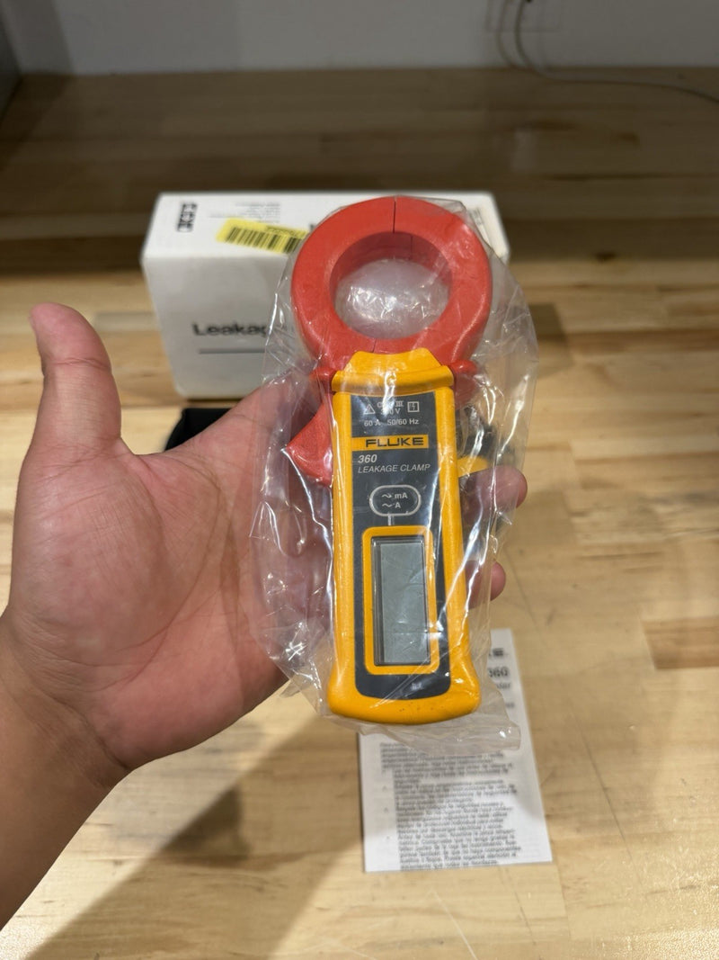 FLUKE 360 AC LEAKAGE CURRENT CLAMP METER TESTED RARE
