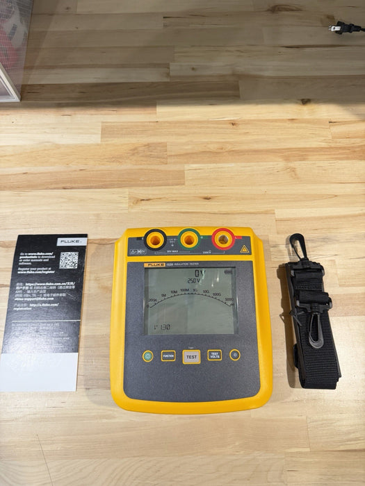 FLUKE 1535 MEGOHMMETER INSULATION TESTER (FREE SHIPPING) TESTED