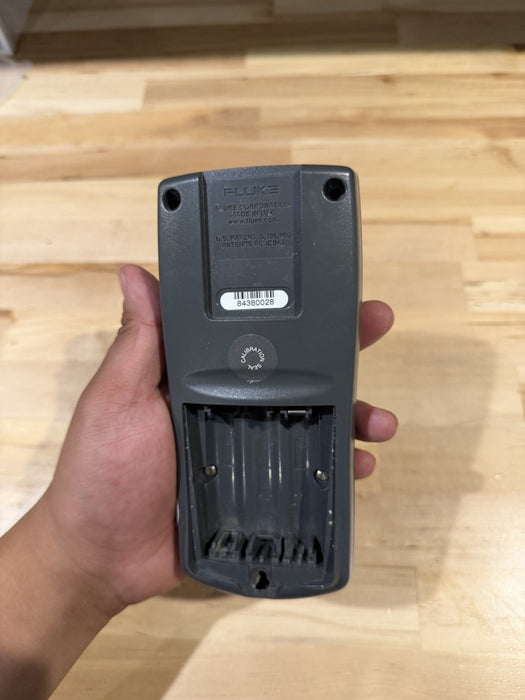 FLUKE 54 II THERMOMETER FOR PARTS