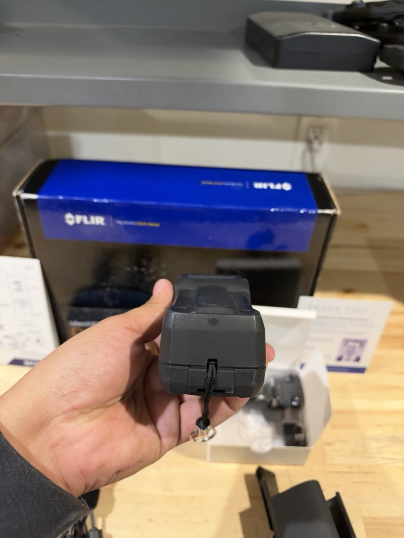FLIR IDENTIFINDER R200 SPECTROSCOPIC PERSONAL RADIATION DETECTOR -SHIPS FREE NEW