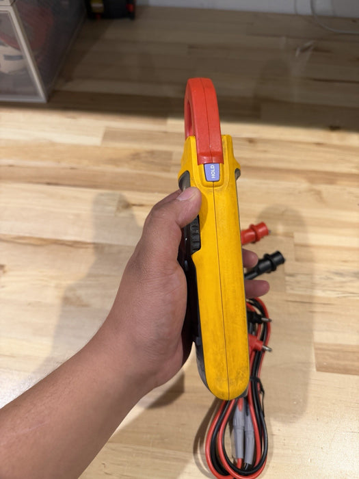 FLUKE 902 FC HVAC CLAMP METER TRUE RMS W LEADS & CLIPS