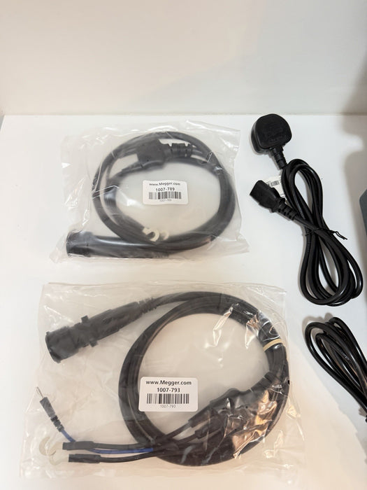 MEGGER DLRO10HD DIGITAL LOW RESISTANCE OHMMETER WITH CABLES