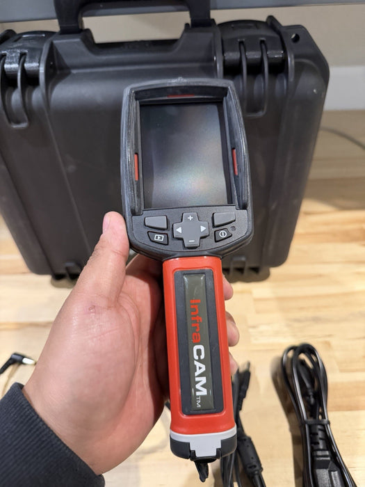 FLIR SYSTEMS INFRACAM W/ CHARGER & CASE (TESTED) FREE SHIPPING
