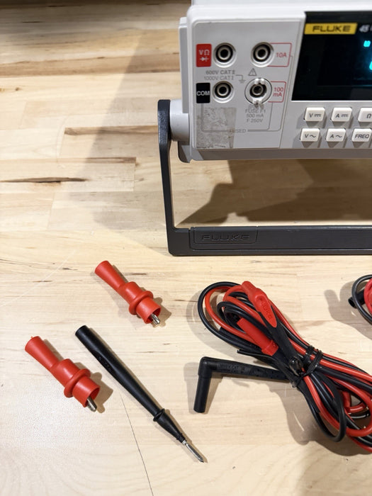 FLUKE 45 DUAL DISPLAY MULTIMETER W/ LEADS & CLIPS (TESTED) SHIPS FAST