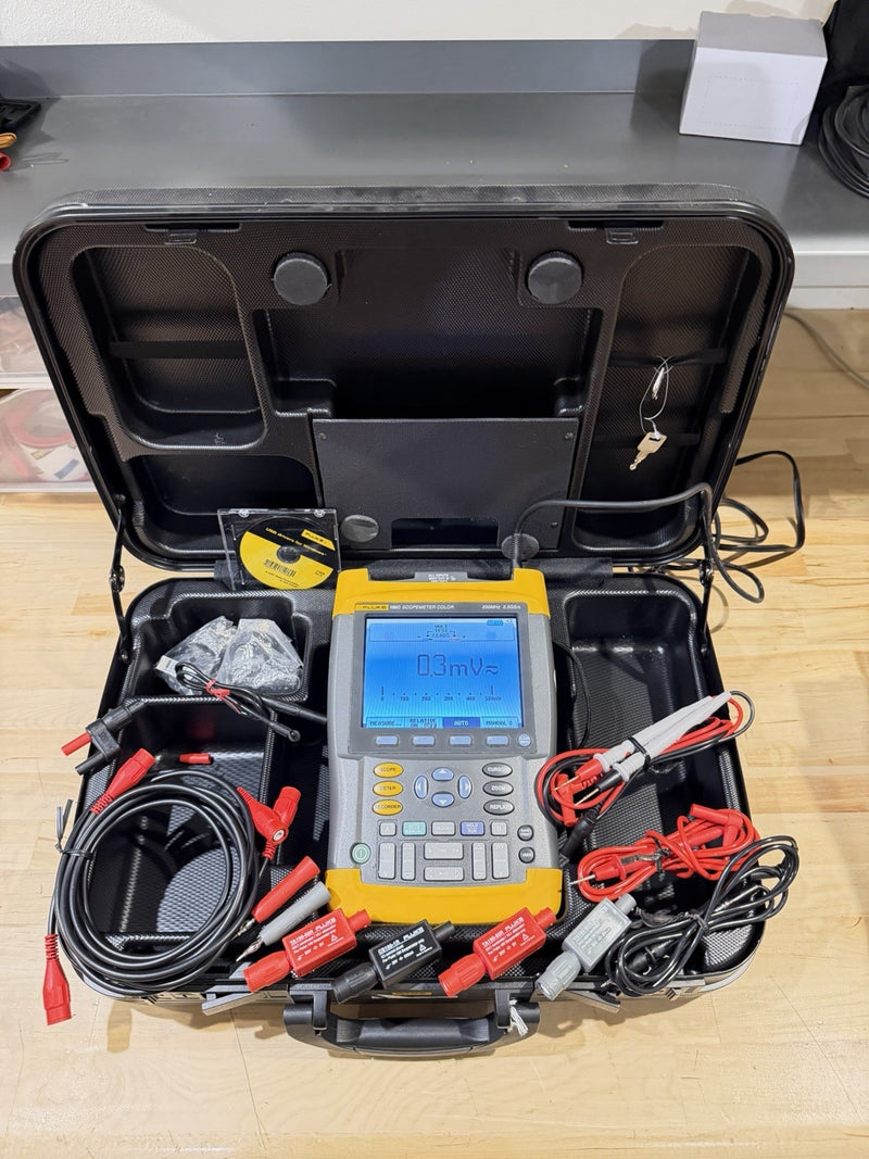 FLIKE 199C 200MHZ 2.5GS/s SCOPEMETER COLOR W/ ACCESSORIES (TESTED) SHIPS FAST