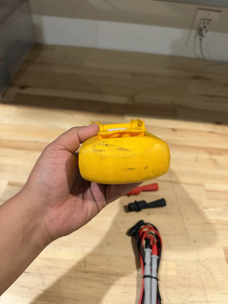 FLUKE 87V TRUE RMS MULTIMETER W/ LEADS (TESTED) SHIPS FAST