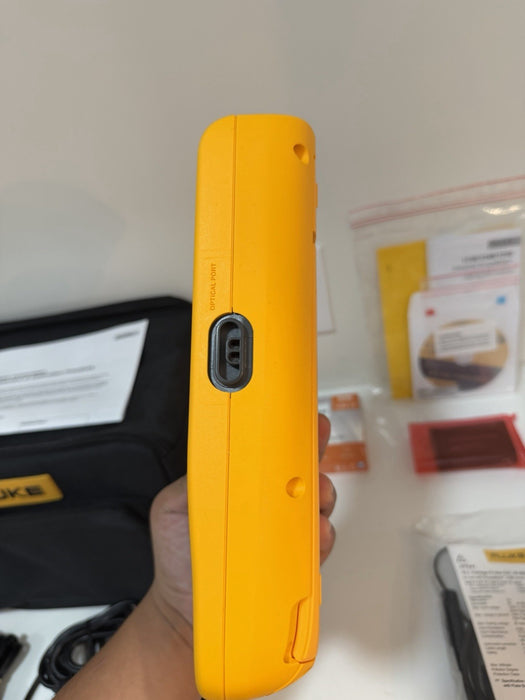 FLUKE 125B INDUSTRIAL SCOPEMETER 40MHZ(NEW FACTORY SEALED) FREE SHIPPING MFD2025