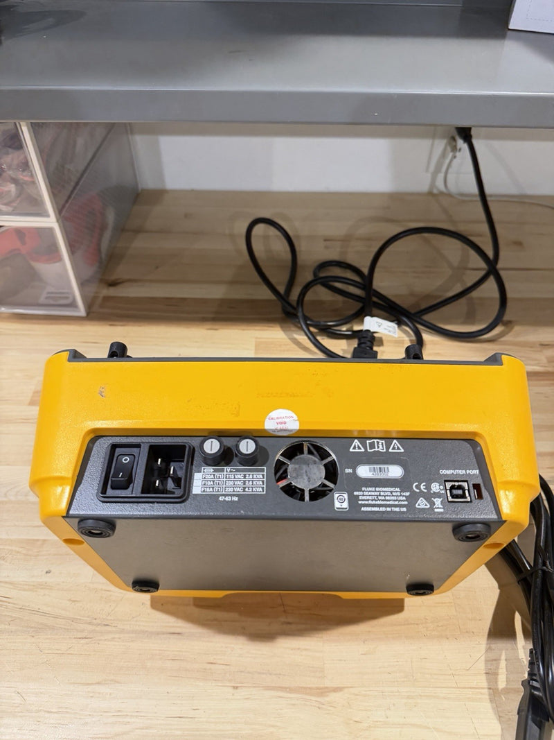 FLUKE ESA620 BIOMEDICAL ELECTRICAL SAFETY ANALYZER WITH CHARGER & LEADS
