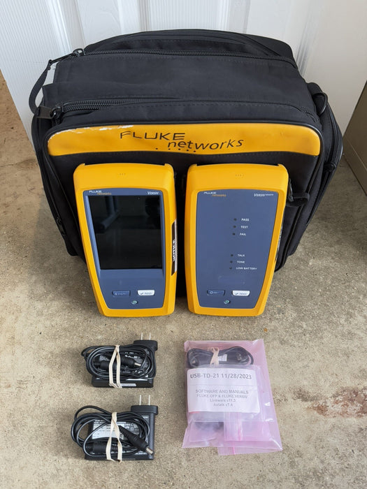 FLUKE NETWORKS VERSIV MAINFRAME & REMOTE WITH BAG & ACCESSORIES