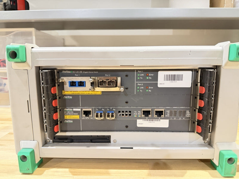 ANRITSU MD1230B DATA QUALITY ANALYZER WITH MU120118B & MU120122A MODULE