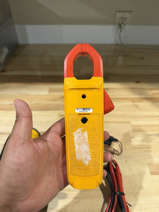 FLUKE 324 TRUE-RMS CLAMP METER WITH LEADS & CASE