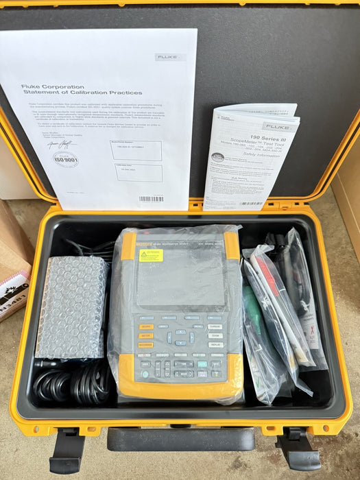 FLUKE 190-504-III-S 500 MHZ 4-CH 5GS/S COLOR SCOPEMETER NEW