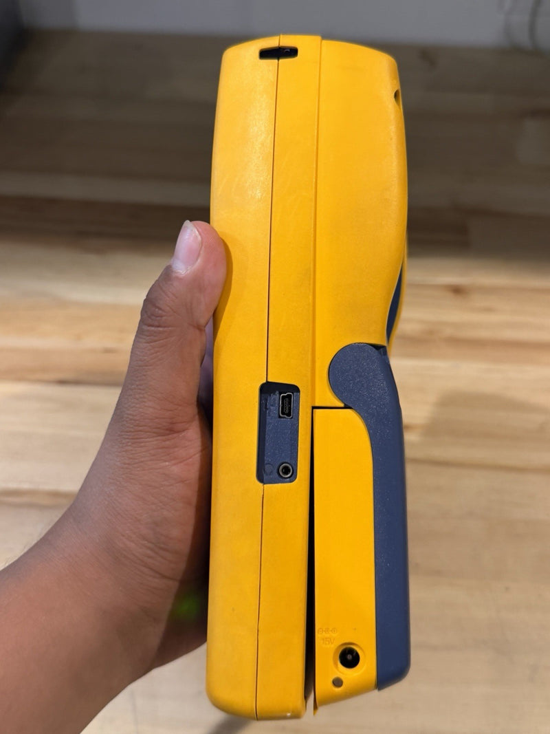 FLUKE NETWORKS DTX-CLT MAINFRAME & W/ CHARGER (TESTED)