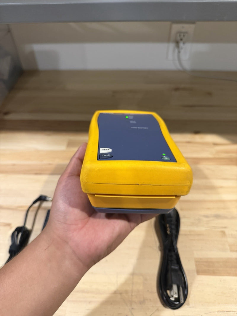FLUKE NETWORKS DTX-1800 REMOTE W/ CHARGER (TESTED) FRE SHIPPING