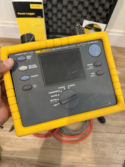 FLUKE 1735 THREE-PHASE POWER LOGGER W/ PROBES & CASE & CHARGER - FREE SHIPPING