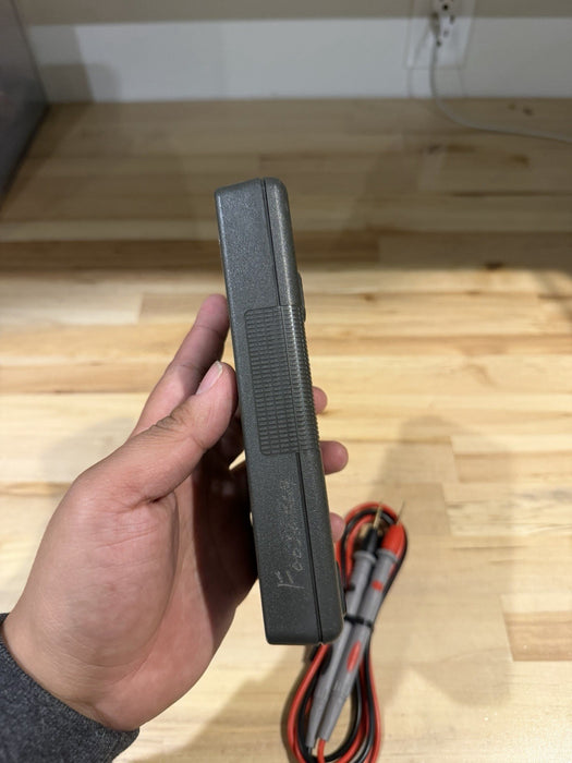 FLUKE 75 MULTIMETER W/ LEADS (TESTED) SHIPS FAST