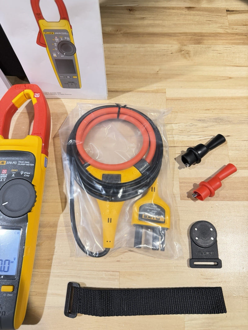 FLUKE 378 FC NON-CONTACR VOLTAGE CLAMP METER W/ LEADS & CASE - SHIPS FAST