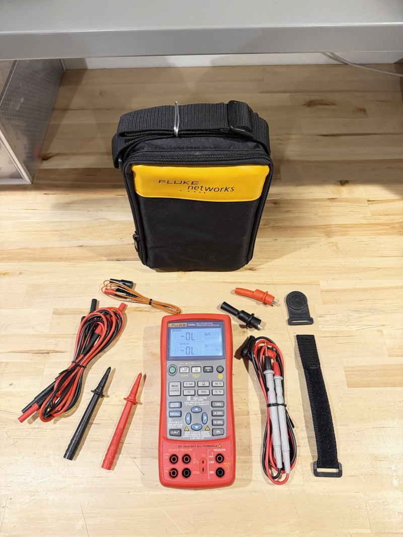 FLUKE 725EX MULTIFUNCTION PROCESS CALIBRATOR W/ ACCESSORIES- TESTED