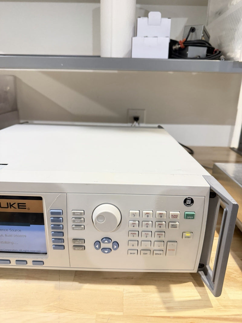FLUKE 9640A RF REFERENCE SOURCE (PARTS ONLY) FOR PARTS - SHIPS FAST