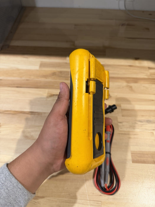 FLUKE 87V TRUE RMS MULTIMETER WITH LEADS TESTED