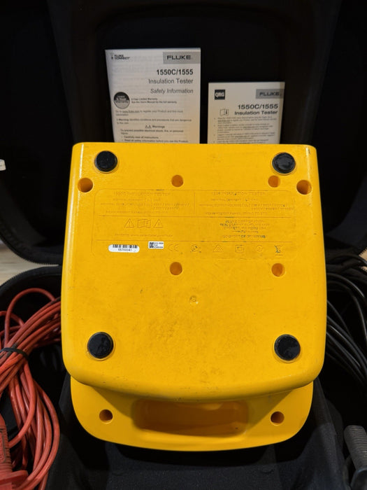 FLUKE 1550C 5KV INSULATION TESTER W LEADS & CASE - FREE SHIPPING