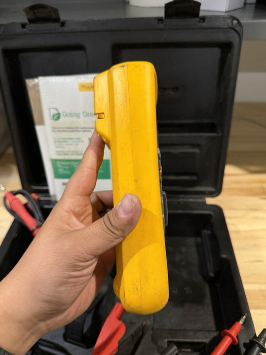 FLUKE 1587 FC INSULATION MULTIMETER W/ LEADS & CASE (TESTED) SHIPS FAST