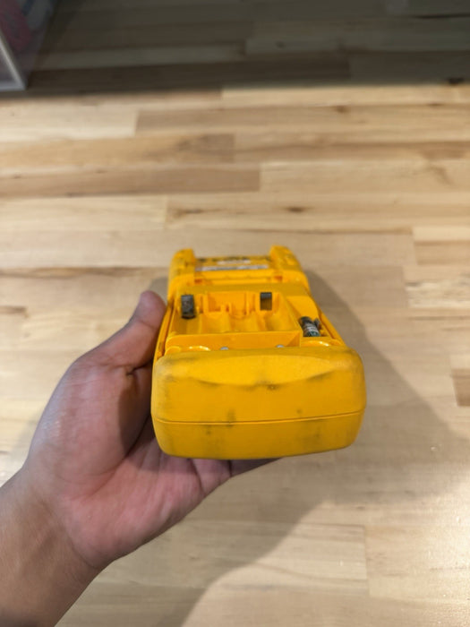 FLUKE 187 TRUE RMS MULTIMETER FOR PARTS